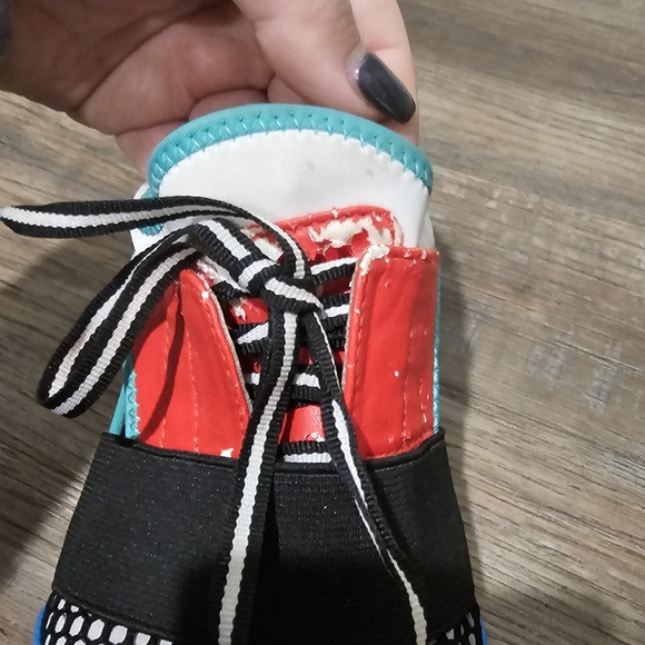 Steve Madden Funky Slide On Sneakers - Picture 8 of 9